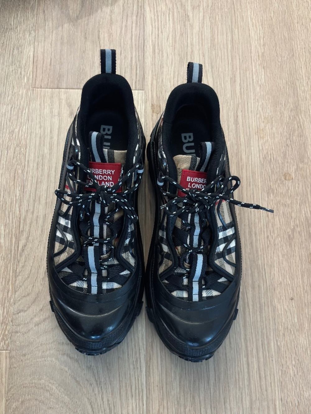 Burberry Arthur Check Vintage Sneakers